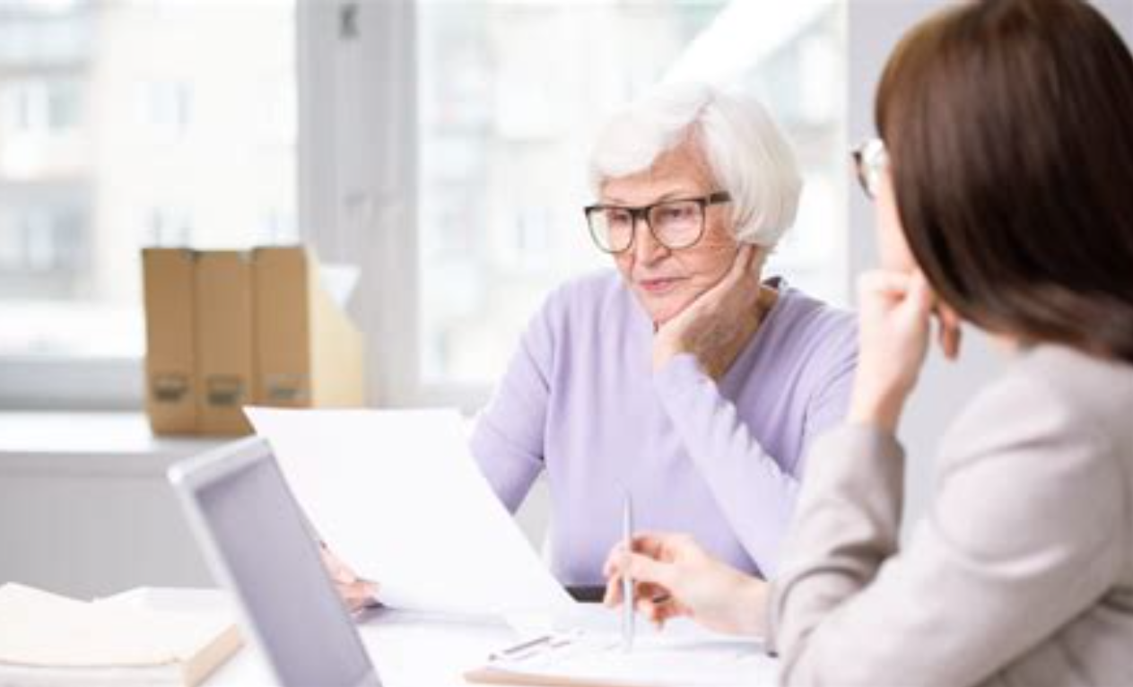 50대 은퇴예정자가 놓치기 쉬운 장기요양보험 등급별 혜택 총정리