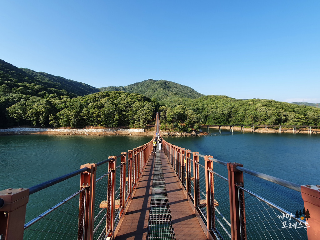 마장호수 출렁다리