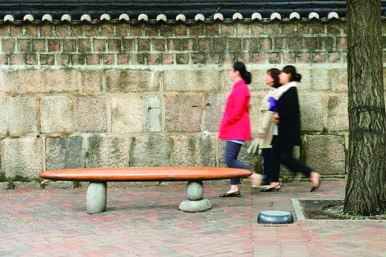 버젓이 덕수궁 앞에서 접선하는 간큰 서울 침투 간첩들