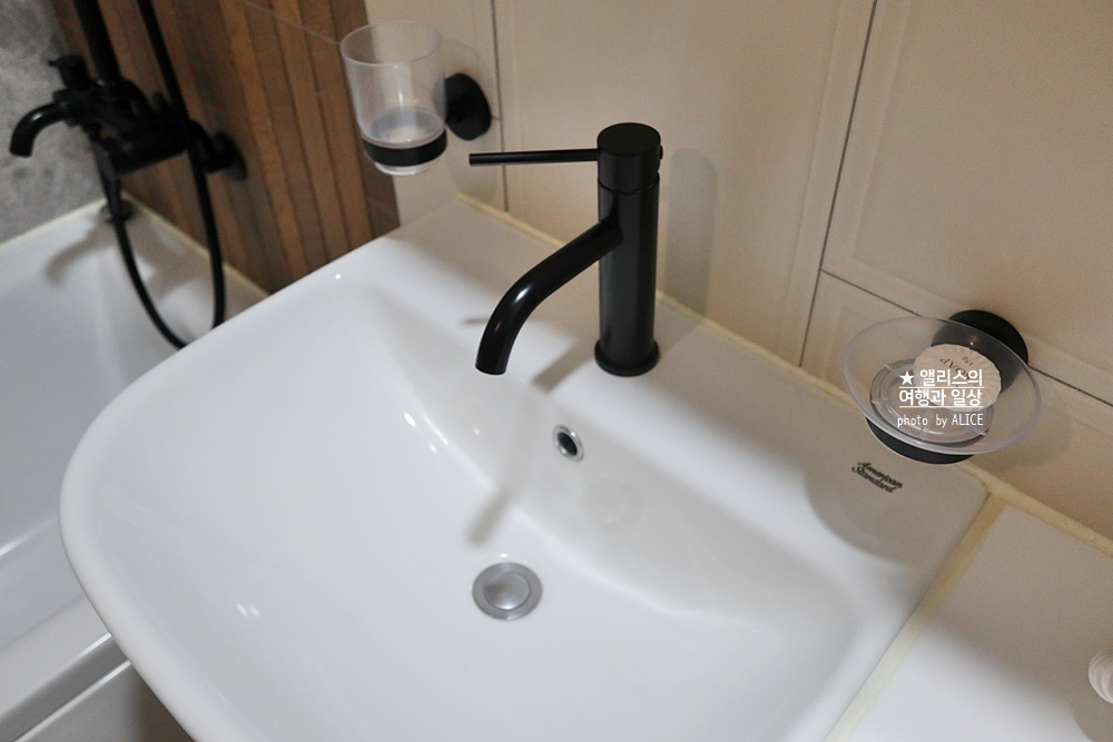 동대문 근처 호텔, 동묘역 호텔 DM 디럭스 더블룸 후기 (욕조있음) 가성비 호텔