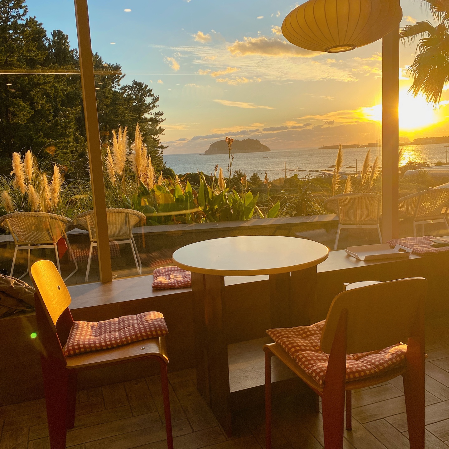 제주 쇠소깍 오션뷰 노을 맛집 보래드베이커스