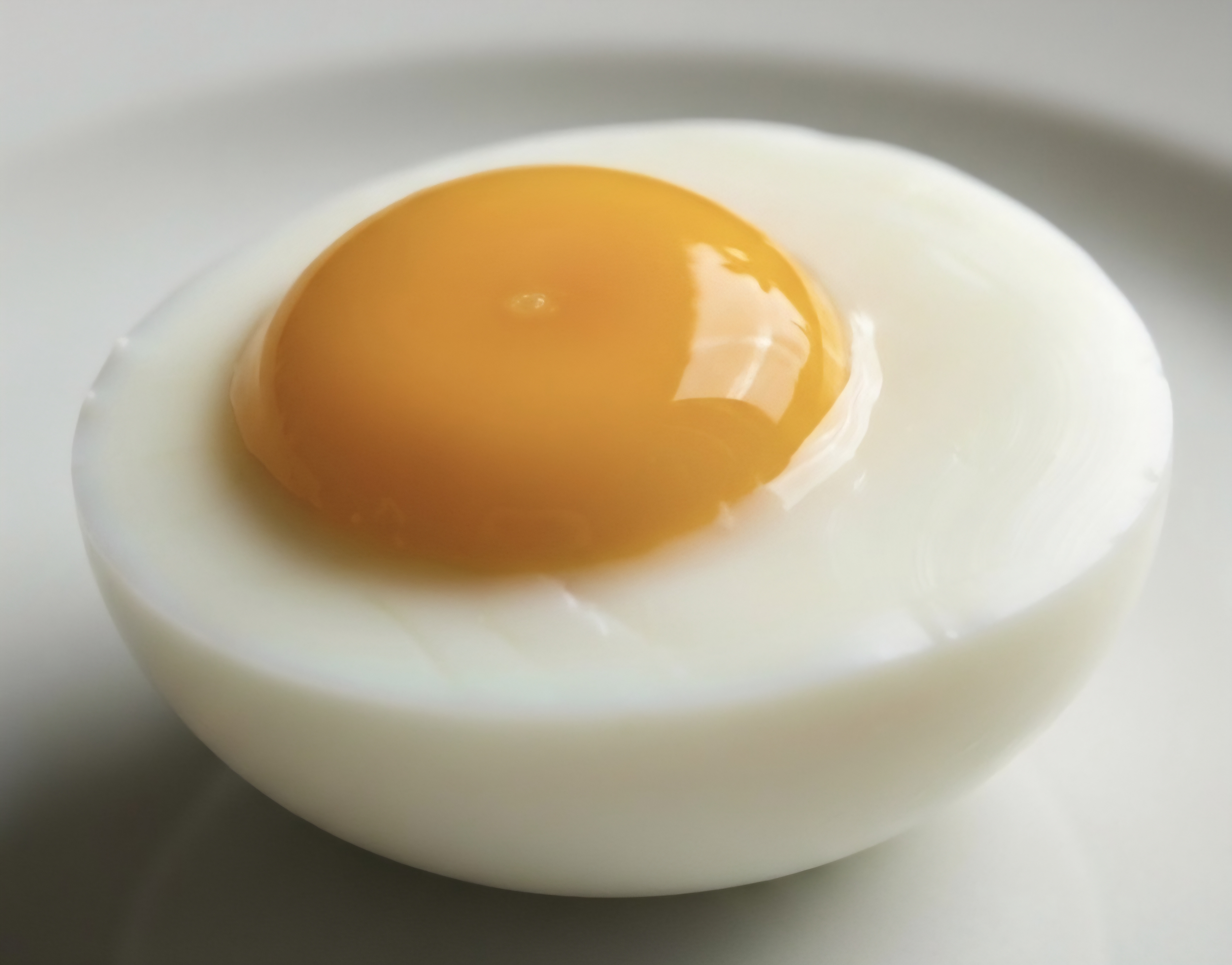 촉촉한 반숙달걀, 고단백 건강식 한 접시