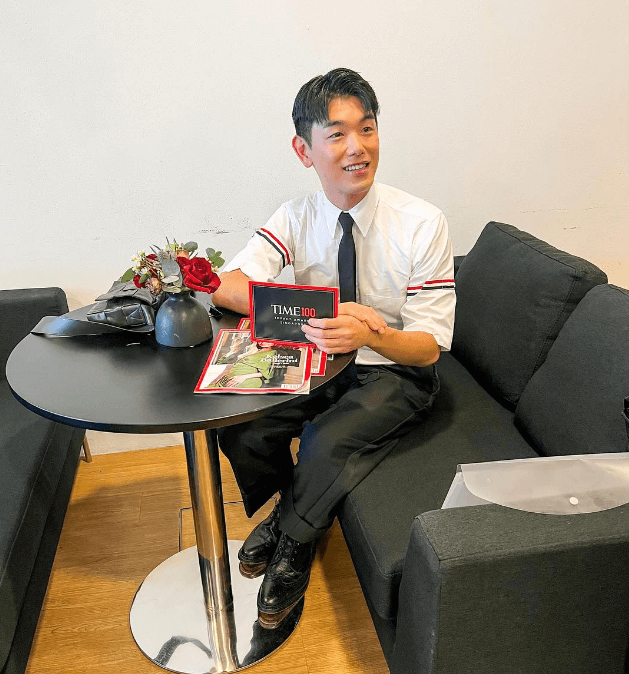 에릭남 타임 100 임팩트 어워즈 수상 장면