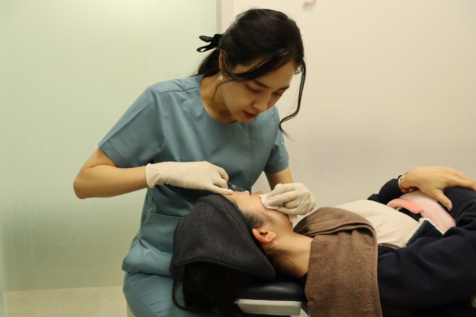 팔자주름 수술 보다 쥬브젠 먼저 알아봐야하는 이유