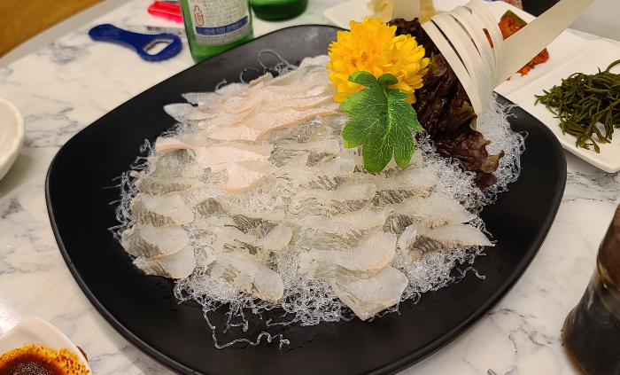 제주도여행 제주도 제주도진미 제주도맛집 성산일출봉식당 아시횟집 고갈딱세트 갈치회 고등어회 딱새우회 도다리회