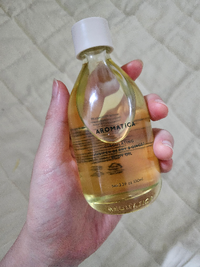 아로마티카 서큐레이팅 바디오일 쥬니퍼베리&진저 사용 후기