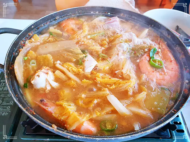 6시내고향 태안 안면도 굴밥 굴파전 게국지 솥밥 & 된장찌개 맛집 오늘 방송 추천 
