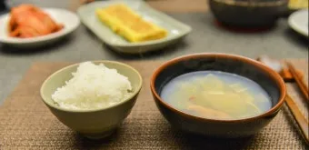 밥할 때 식초 넣는 이유와 효과 및 적정량 정리_15