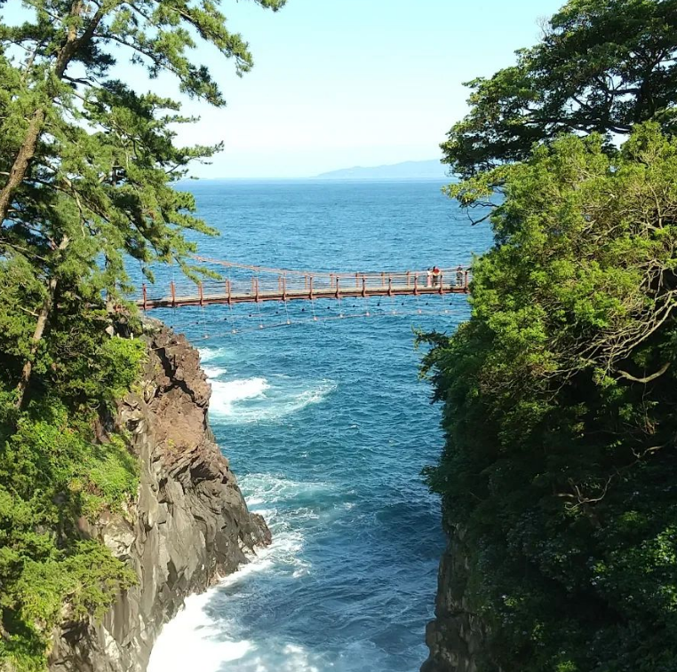 시로사카키해안