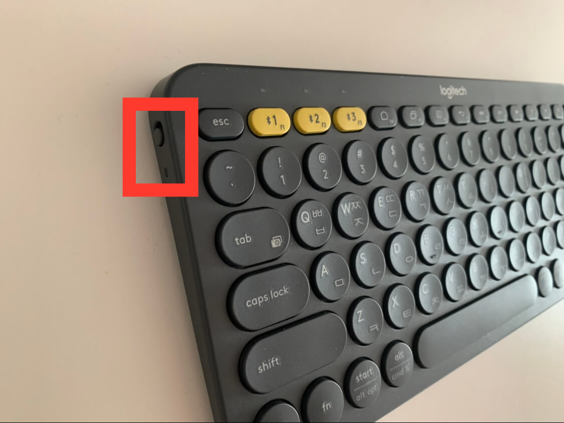 K380 전원버튼 위치