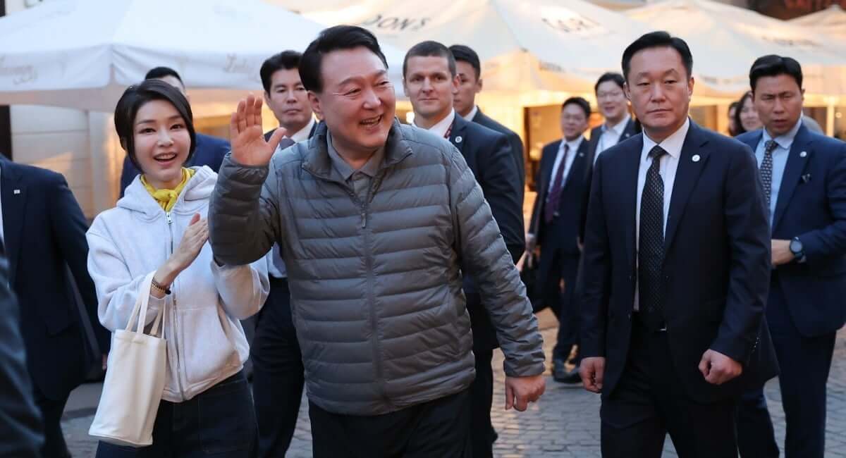 윤석열 패딩 브랜드 어디? 구매하기, 가격