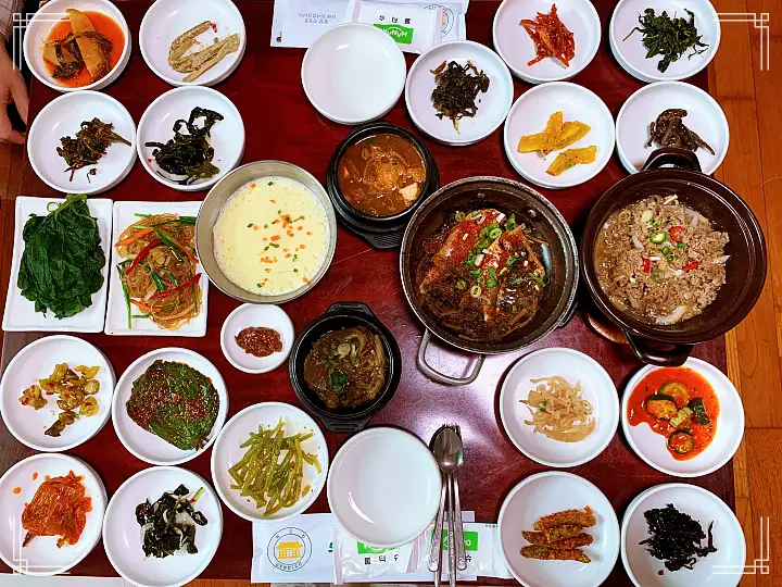 백반기행 김용림 편 간장게장 갈비찜 24첩 시골밥상 한옥마을 한정식 김포 맛집 소개