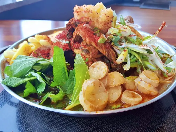 투데이 맛있는 메뉴 맛대맛 속풀이 최강자 뼈해장국, 대창 뼈해장국, 대창 감자탕, 메운 뼈찜, 대창 해장국 맛집 추천 부산 광안리 남천동 광안대교 오션뷰 맛집