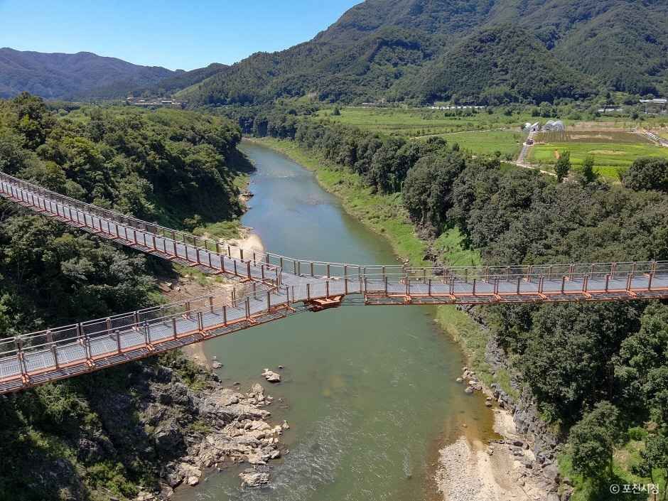 한탄강 그랜드캐니언 Y자출렁다리 3방향트레킹 비둘기낭폭포 가람누리전망대 트릭아트포토존 화요일휴관 트레킹코스