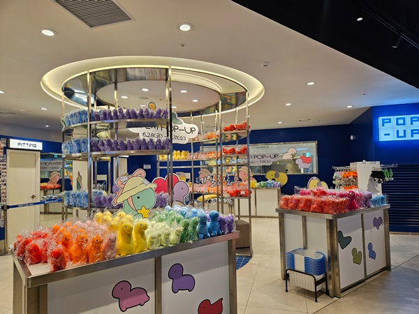 부스럭_어드벤처점_내부