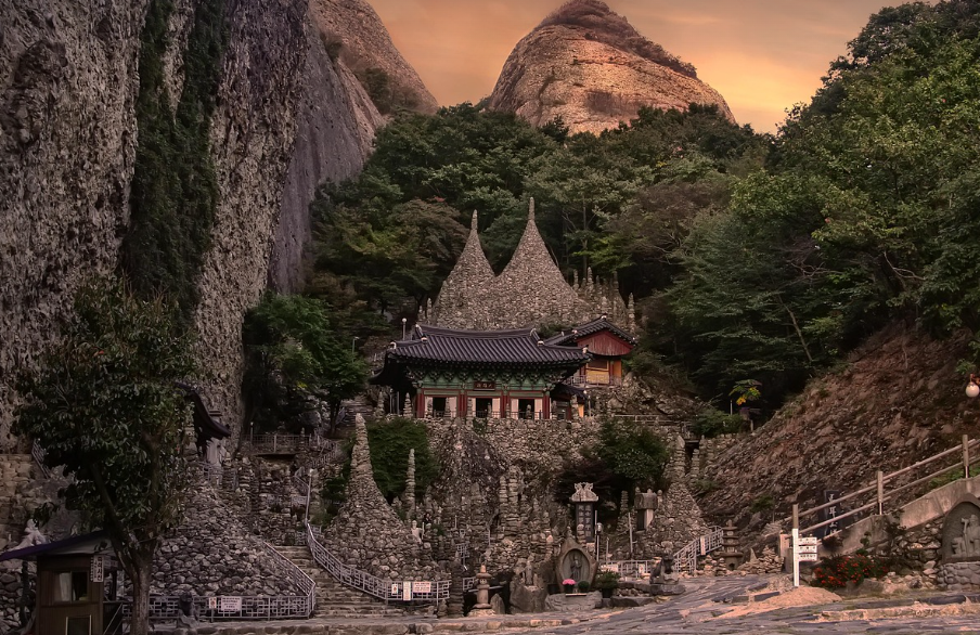 마이산 탑사의 모습