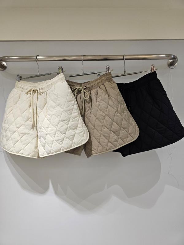 겨울 퀼팅 패딩반바지 밴딩 숏팬츠