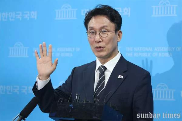 김민석 당대표 출마 선언 총정리! 전 총리의 파격 행보와 나이, 고향, 학력, 경력, 부인, 관련주 및 익산 거주의 비밀 심층 진단