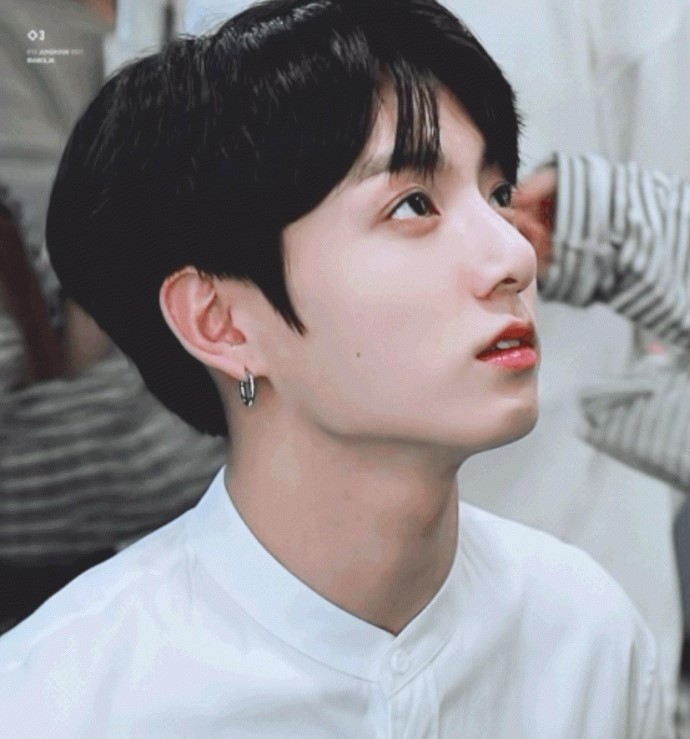 정국 목소리의 매력: 보컬 훈련 루틴 분석