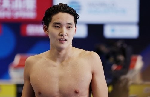 수영 김우민 선수 인스타