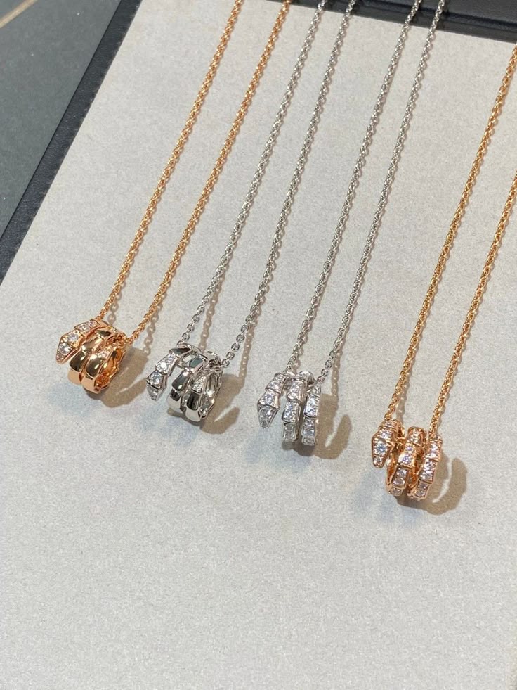 세르펜티 바이퍼 네크리스 데미파베, 풀파베