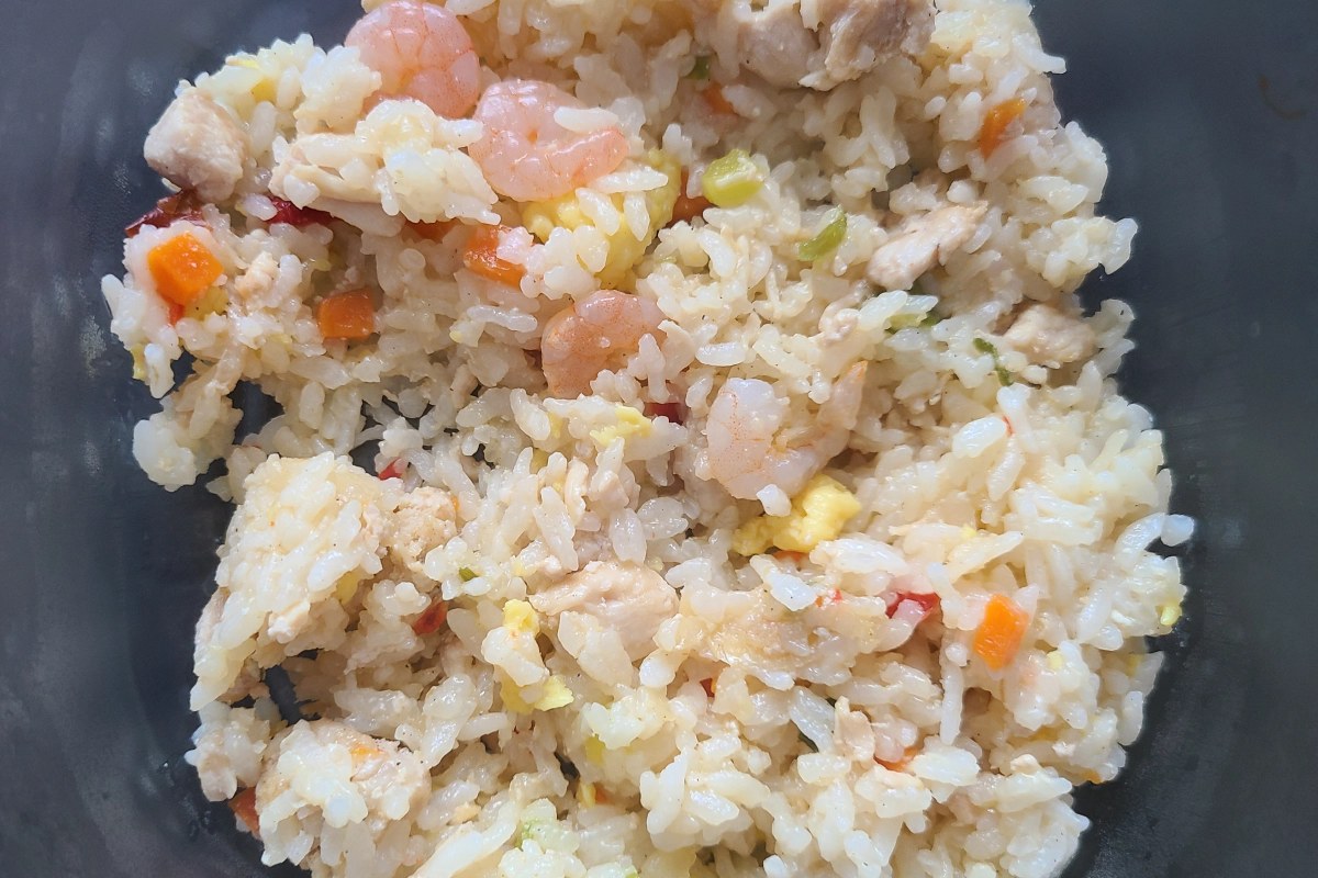 새우맛 볶음밥 조리 및 근접 이미지