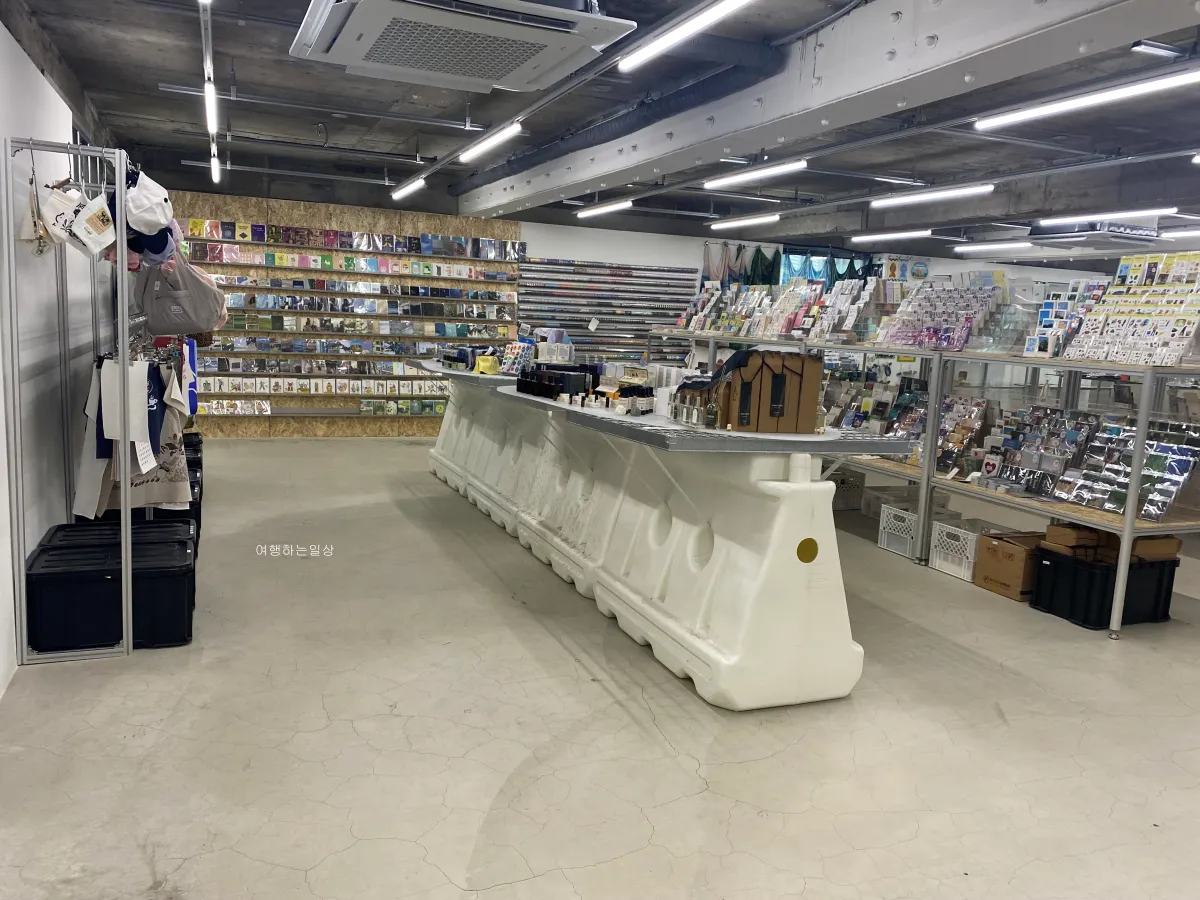 수원-행궁동-데이트-코스-구경하기-좋은-대형-소품샵-비옥-행궁점