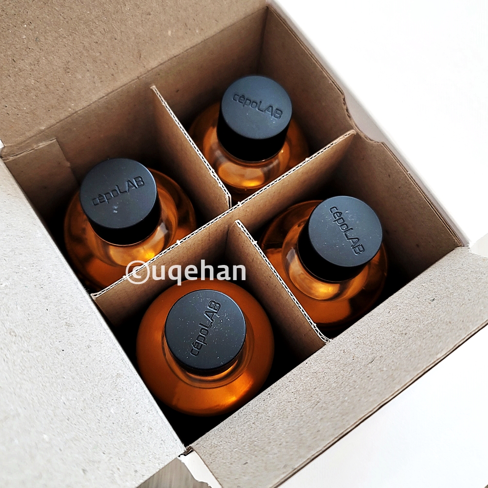 상자 뚜껑을 열어보니 세포랩 바이오제닉 에센스가 4개 들어있다.