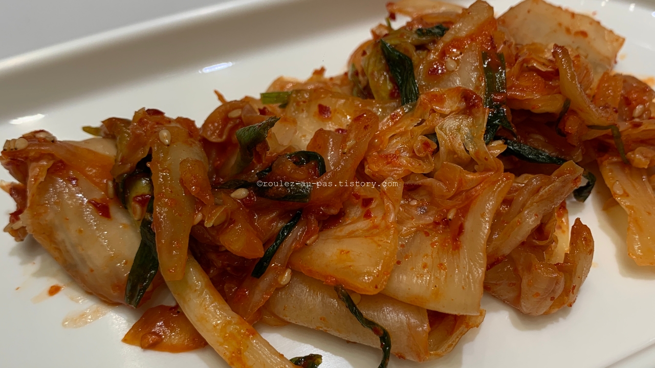 SEOUL-COEX-KOREAN NOODLE-KIMCHI