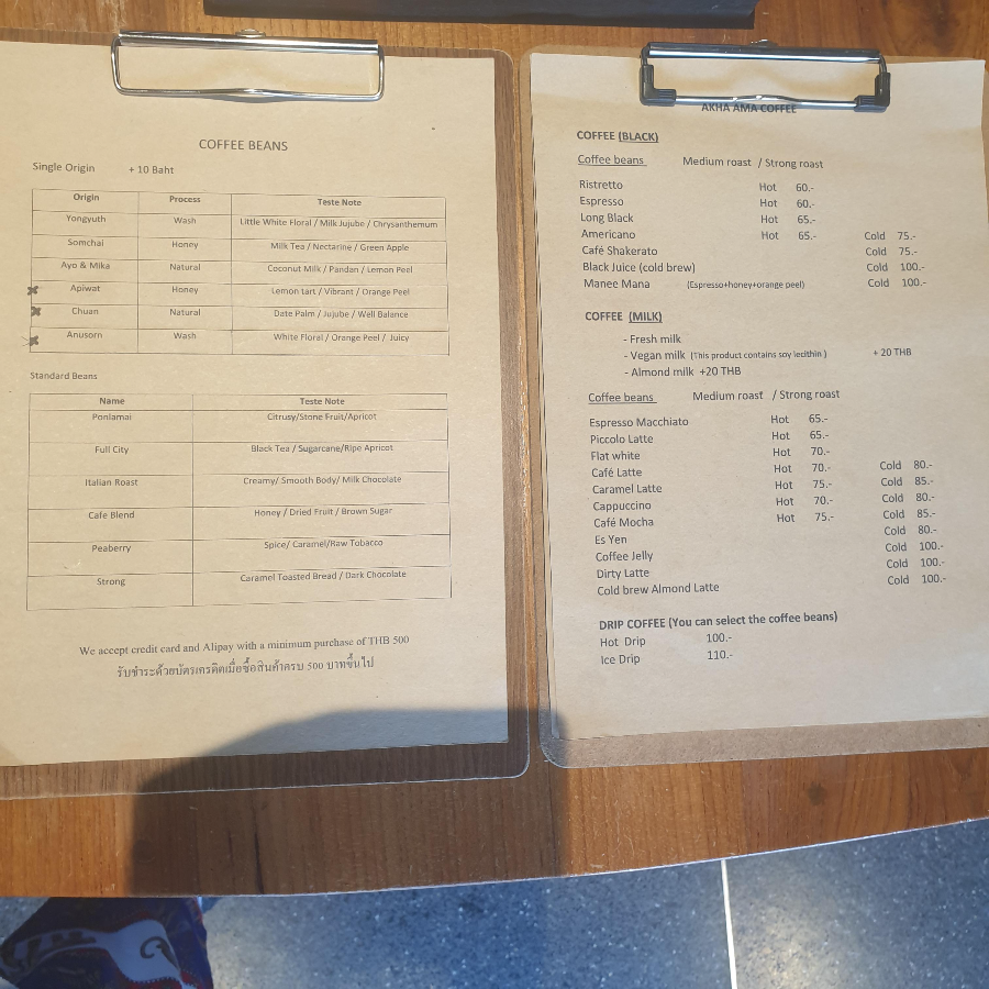 치앙마이 카페 투어 ① : 올드시티 카페 (AKA YAMA 프라싱)_AKA YAMA 메뉴판