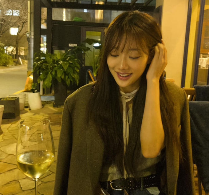 이나은 사복