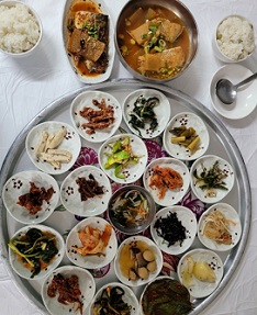 조기매운탕백반