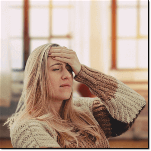 면역력 저하로 독감에 걸린 여성