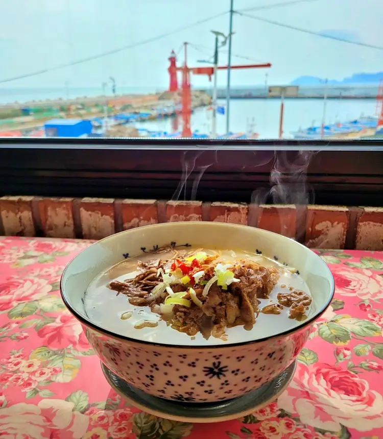 투데이 맛있는 메뉴 곱창쌀국수 & 닭다리 쌀국수 맛있는 식당 추천 부산 해운대 청사포 맛집