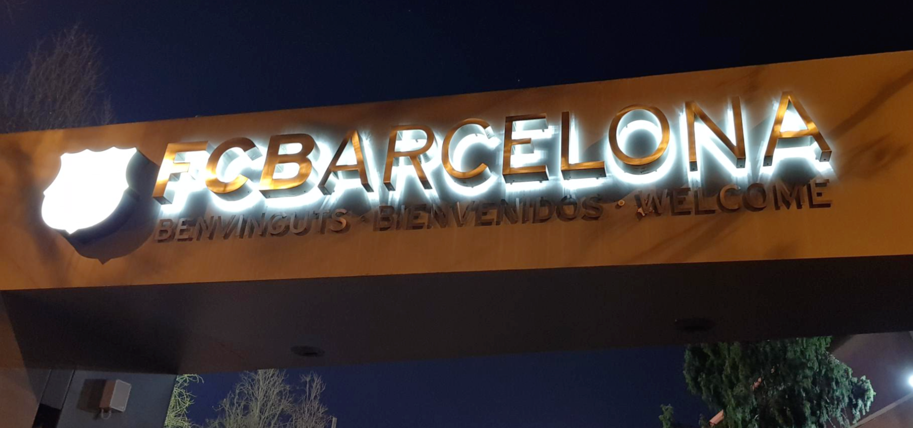 스페인 바르셀로나 캄프 누 대문