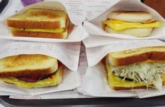 이삭토스트 메뉴 가격 소스 칼로리 추천 햄치즈_24