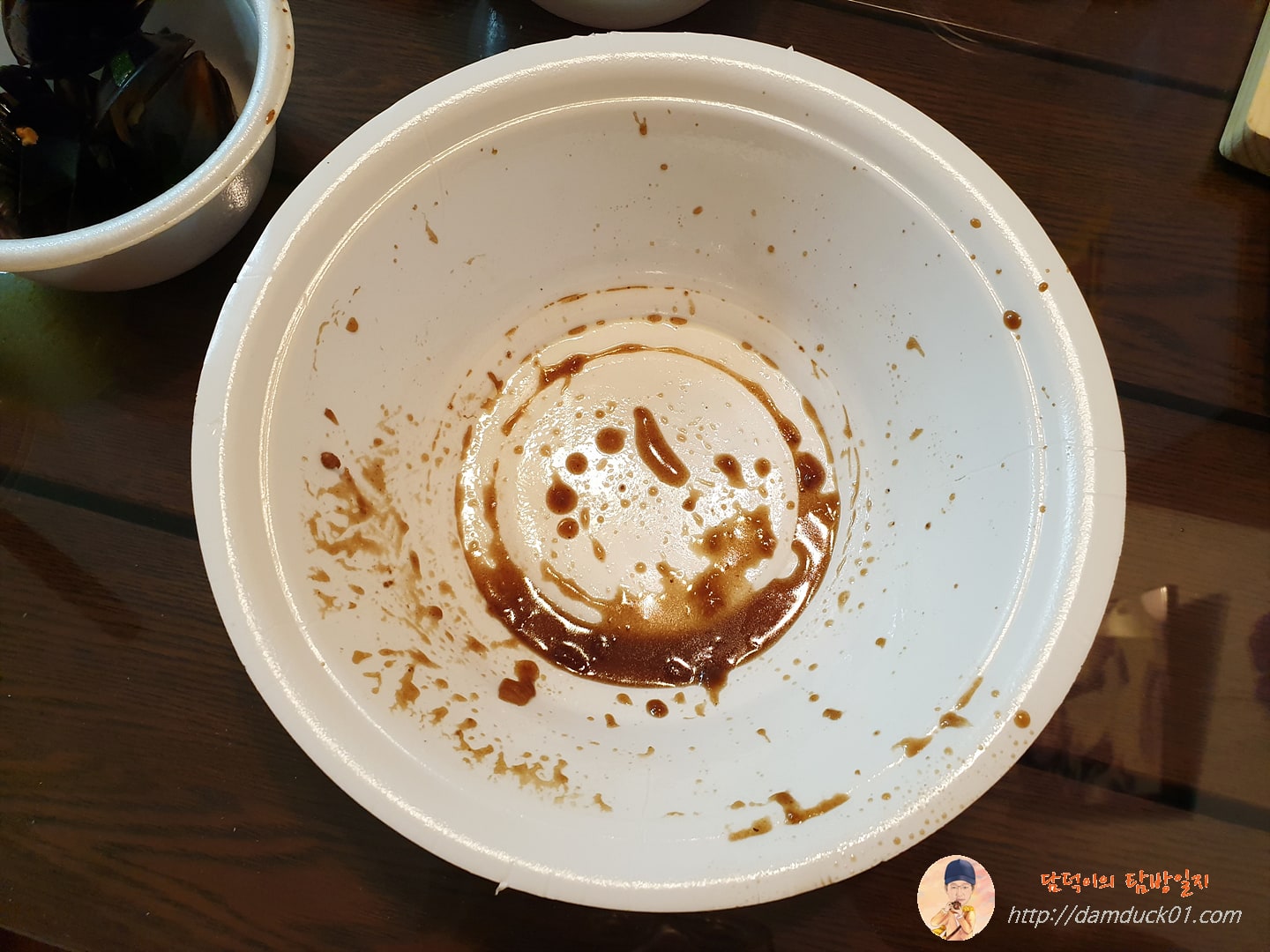 유니짜장 식사 끝