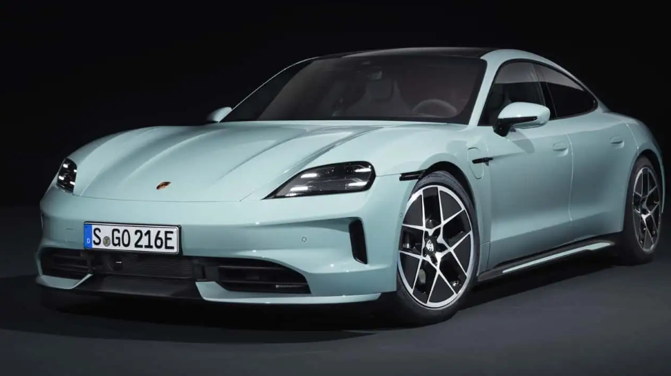 2025 포르쉐 타이칸 관련 사진