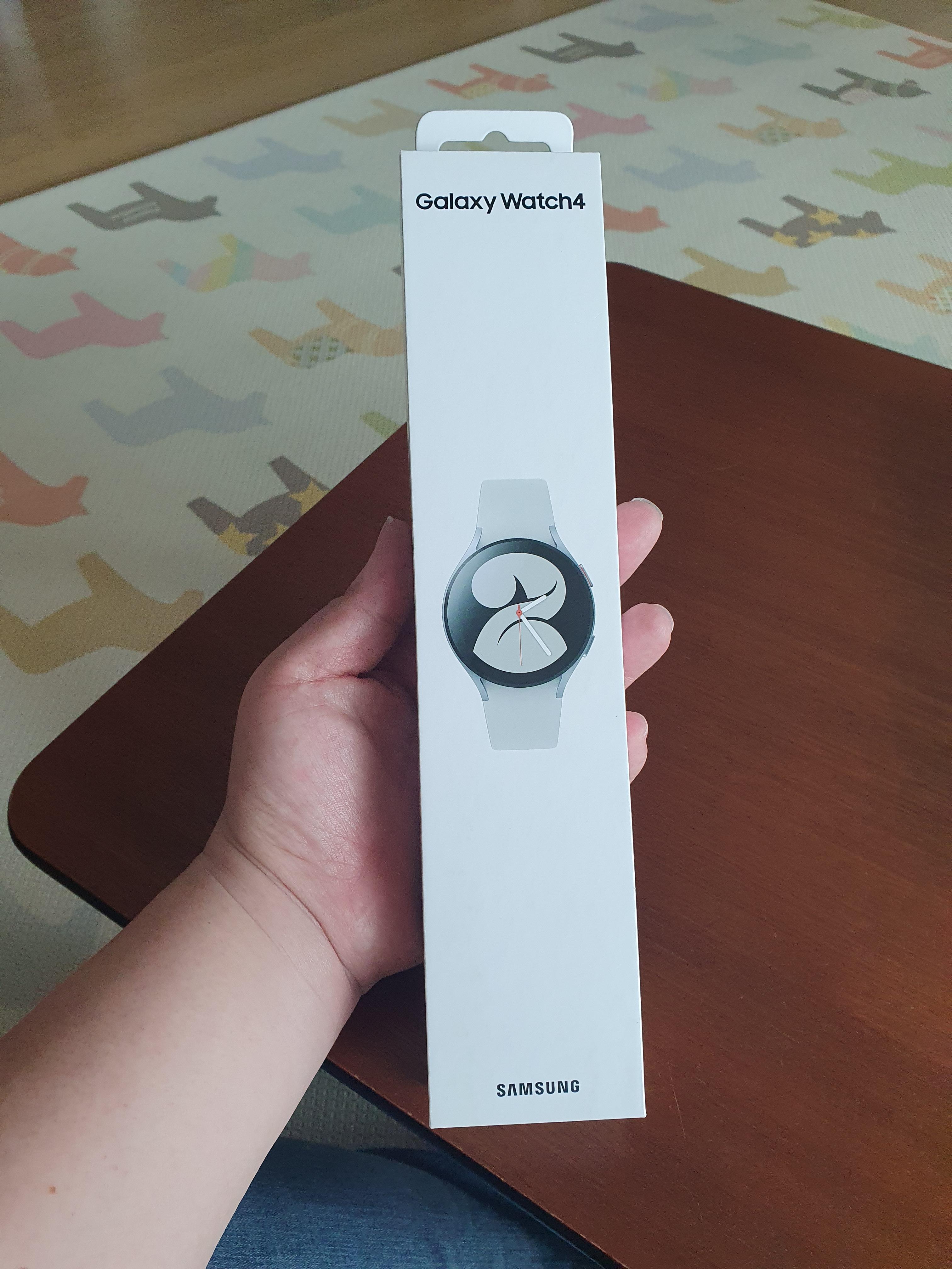 갤럭시 워치4 실버 박스