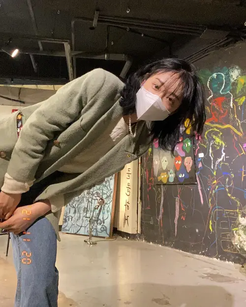 김히어라