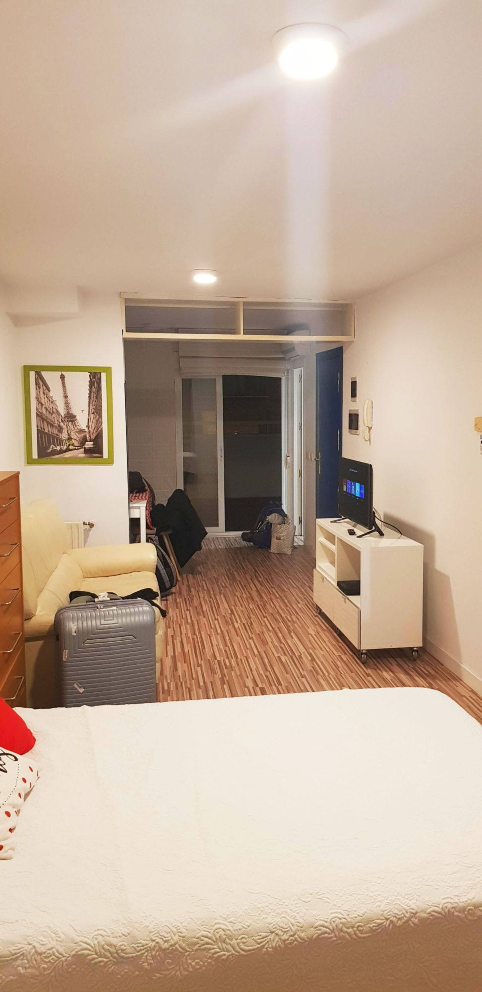 스페인 마드리드 에어비엔비 침실