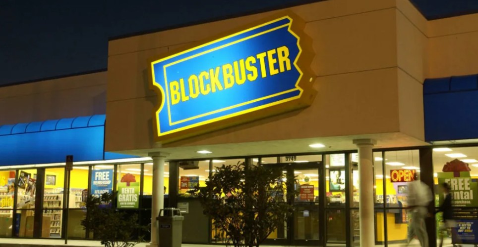 글로벌 기업의 성공 신화와 실패의 기록: 넷플릭스는 살고 블록버스터는 사라진 이유