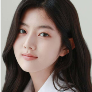 신은수