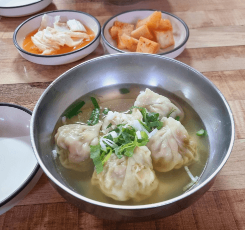 생생정보통 27년 전통 회령식 만두전골 양평 전설의 맛