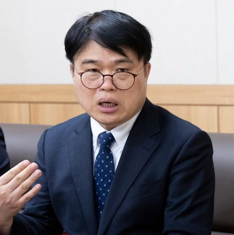 임현택 회장 김택우 비대위원장 프로필