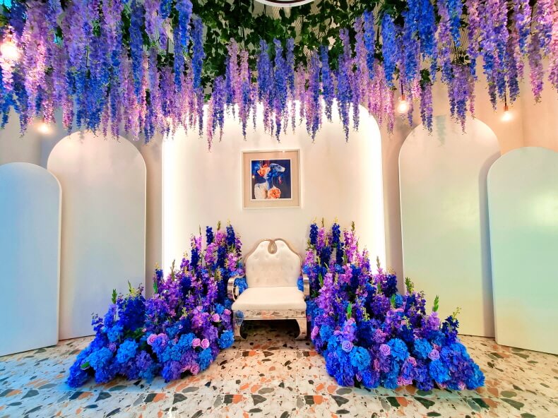 김포 라데아 카페: 깔끔한 감성과 야외 숲 정원의 편안함