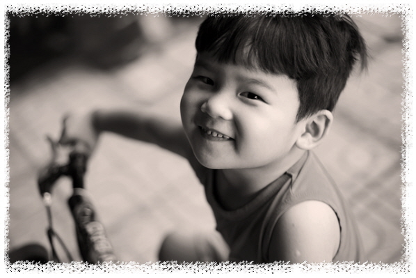 불안해소-아이-웃음-미소-남자아이