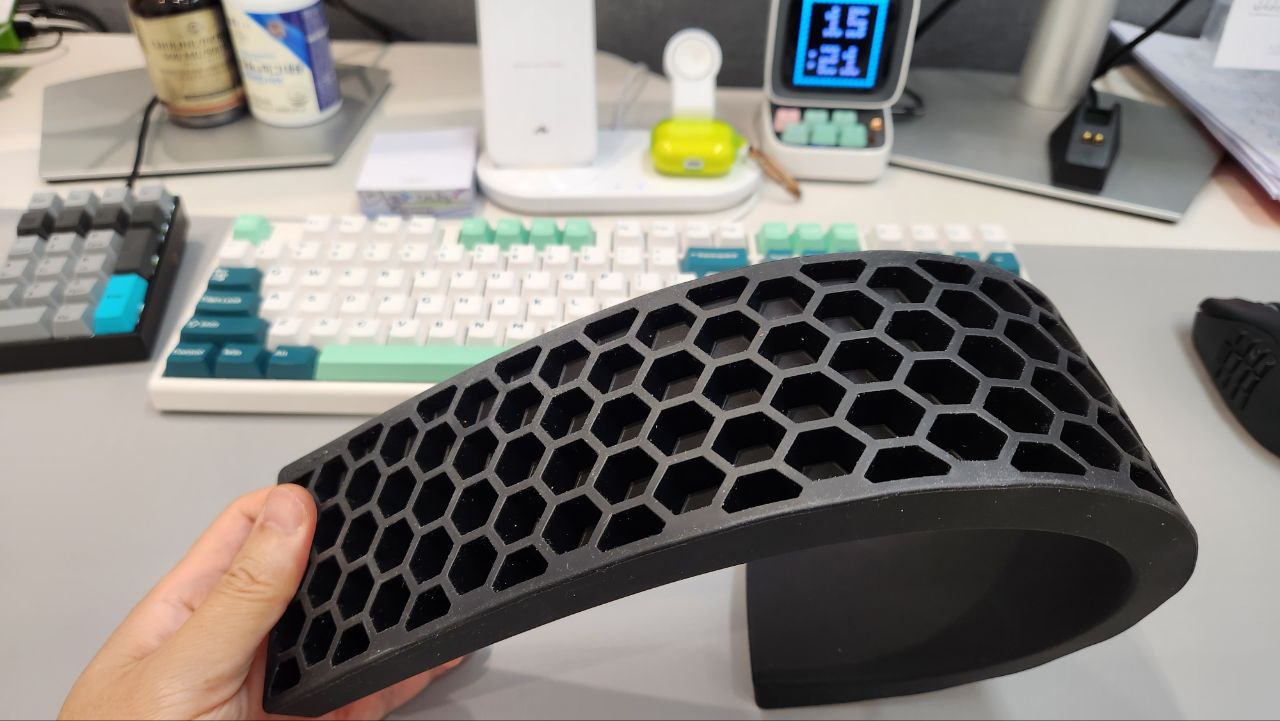 키크론 실리콘 팜레스트