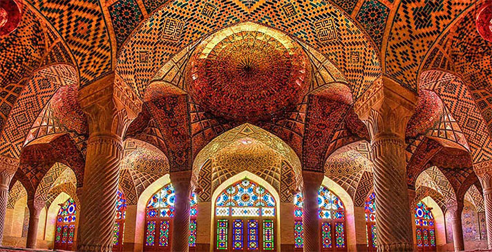 페르시아 양식을 적용한 모스크