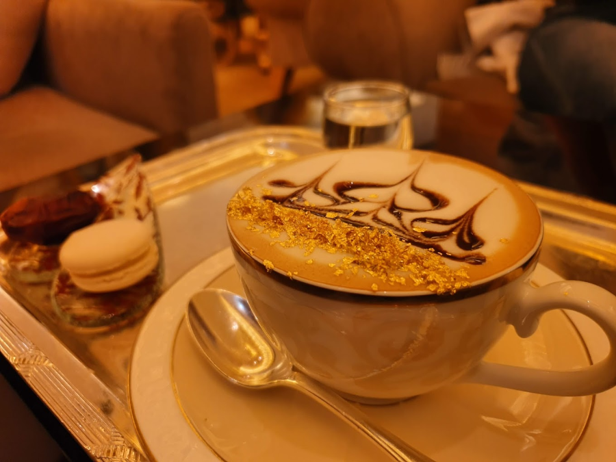 에미레이트 팰리스 호텔 금커피